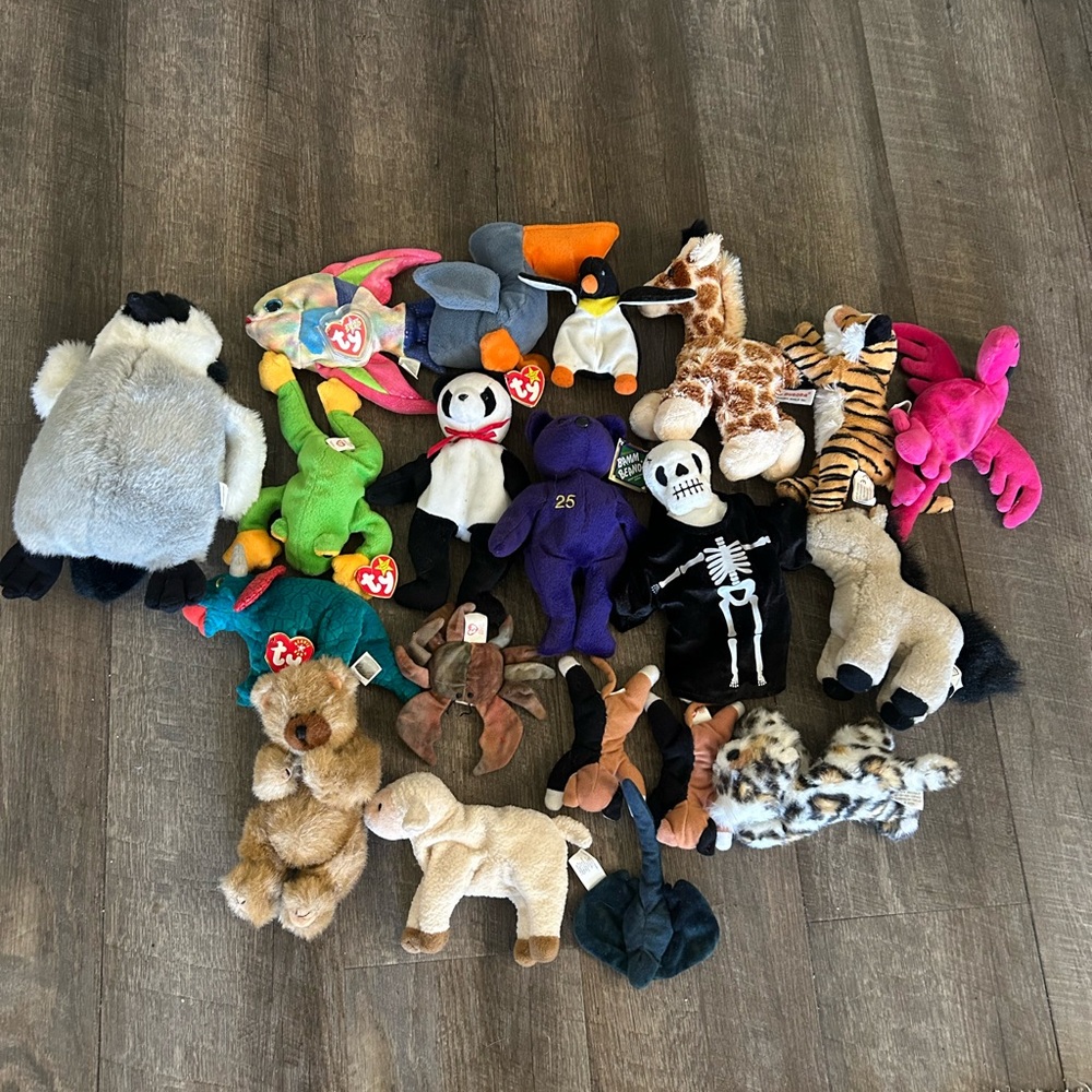 Ty Beanie Baby Lot of Dolls & Miscellaneous animal dolls